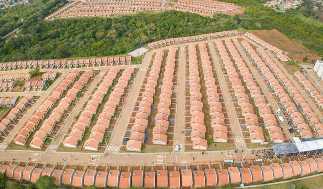 Lula entrega 446 imóveis do Minha Casa, Minha Vida, em Viamão