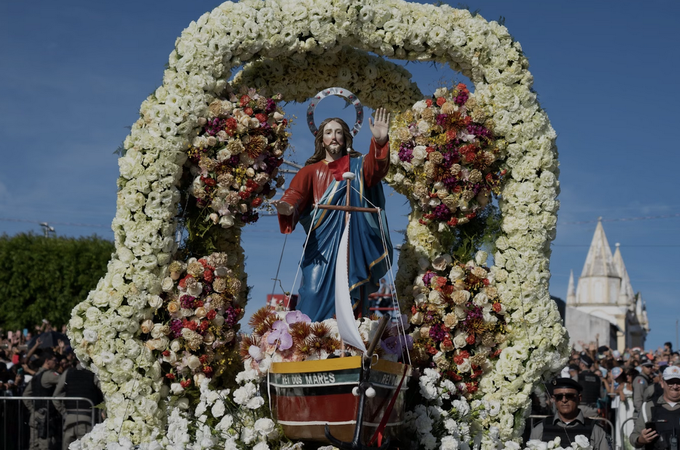 Prefeitura de Penedo transmite ao vivo a procissão terrestre, fluvial e a missa de encerramento do Bom Jesus 2026