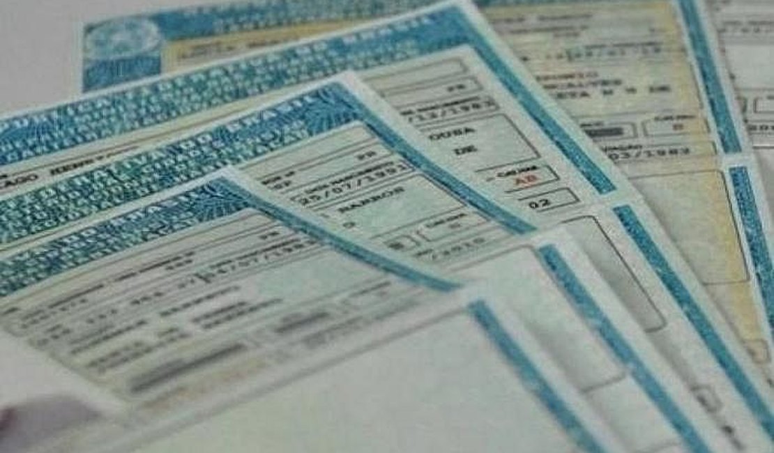 Entenda como renovar a habilitação sem ir ao Detran/AL