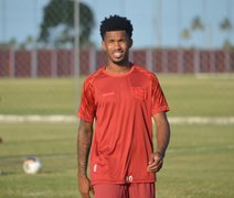 CRB anuncia contratação de atacante ex-Fluminense para a sequência da temporada