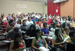Grupo de professores prepara alunos da rede pública de Arapiraca para prova do Enem