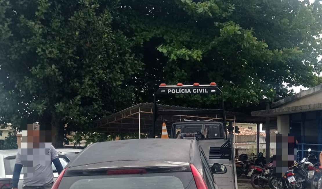 Polícia recupera veículo furtado e prende acusado de homicídio