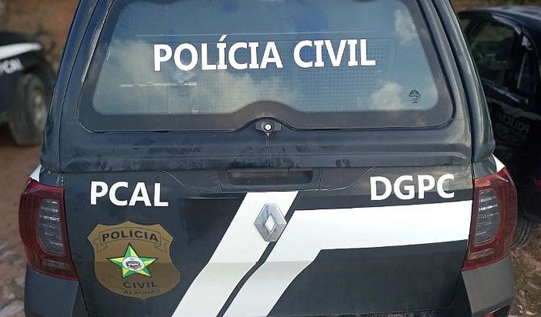 Delegado fala sobre prisão de cinco envolvidos em crimes de homicídio, roubo e violência contra mulher, em Arapiraca