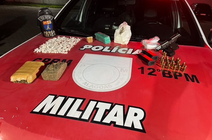 Força Tática do 12º BPM prende dois suspeitos por tráfico de drogas e posse de arma no bairro Cidade Universitária