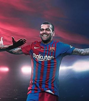 Barcelona anuncia retorno de Daniel Alves