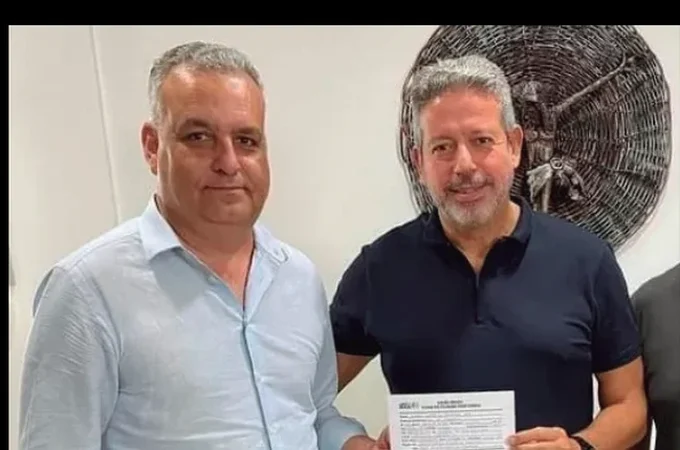 PL e União Progressistas anunciam aliança lançando ﻿Alfredo Gaspar e Arthur Lira ao Senado  ﻿