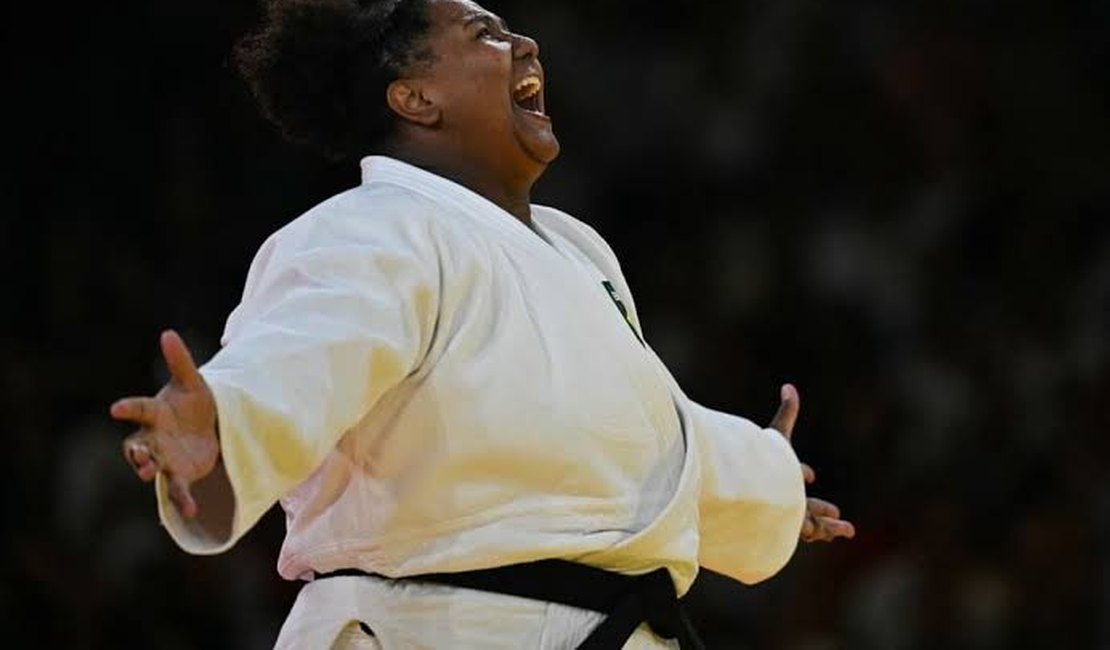 Beatriz Souza vence final do judô e garante 1º ouro do Brasil