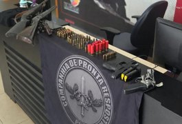Comando de Pronta Resposta prende homem com grande arsenal de armas e munições em Campestre