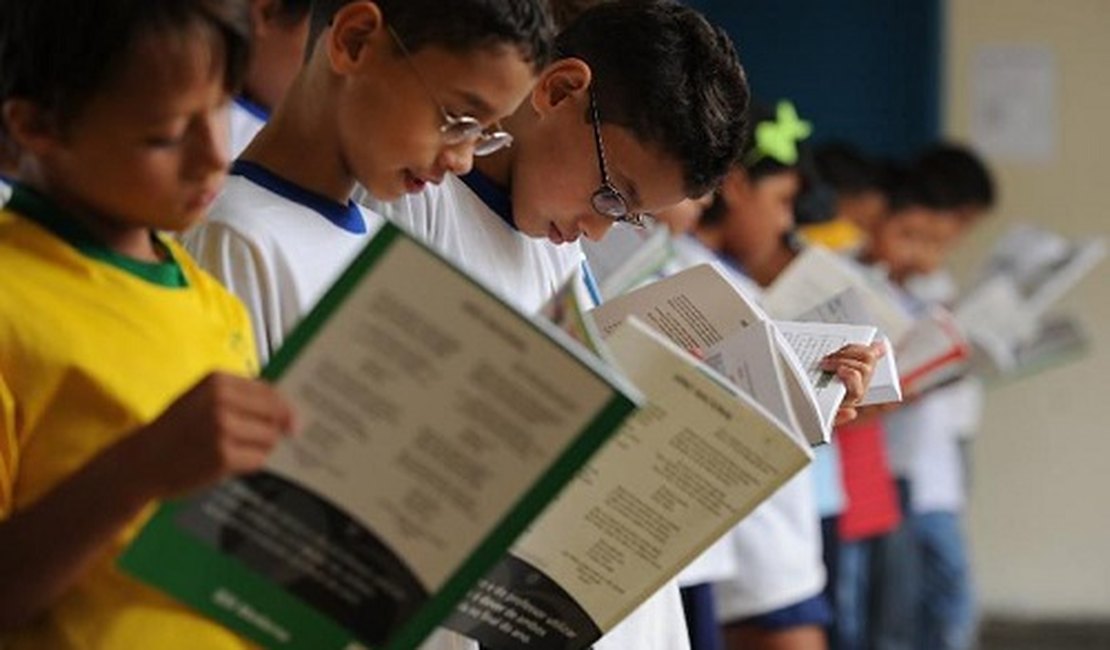 Unicef lança guia para ajudar crianças a manter o aprendizado durante a pandemia