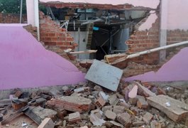 Criminosos explodem prédio de agência bancária em Igreja Nova
