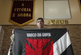 Em uma só reza, religiões se unem por um milagre vascaíno em Curitiba