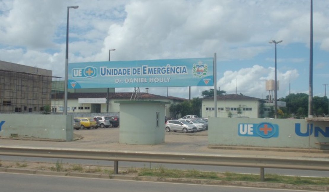 Duas pessoas são baleadas durante assalto a mercadinho em Arapiraca