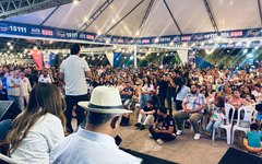 Ricardo e Rute Nezinho reúnem mais de 1.500 lideranças evangélicas em Arapiraca