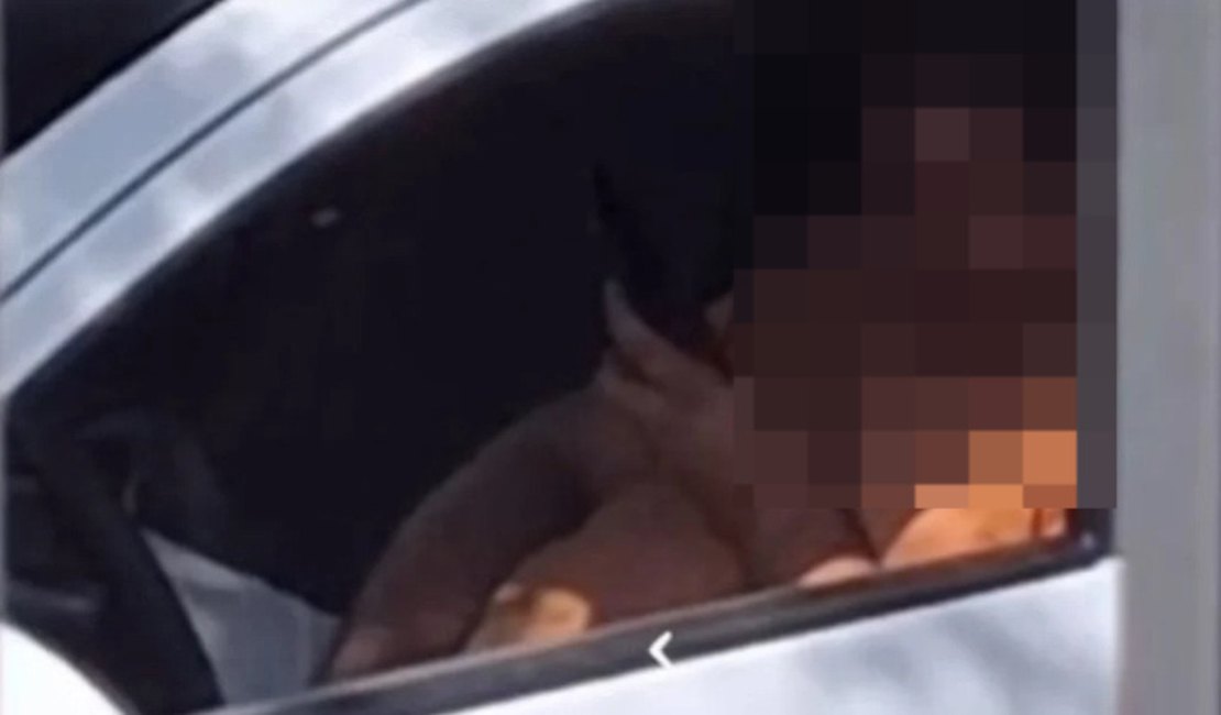 Defesa de homem filmado em suposto ato obsceno em Penedo diz que ele tem escabiose e estava apenas se coçando