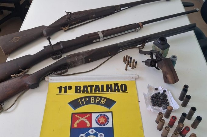 Homem é preso pela Polícia Militar com armas e munições no interior de Alagoas