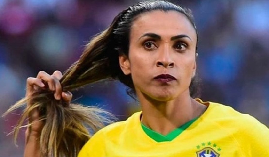 Marta sofre lesão e é dispensada da Seleção Brasileira