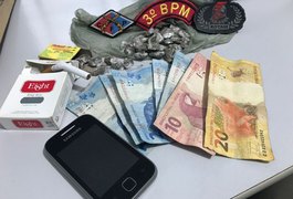 Dois jovens são detidos e droga é apreendida no Brisa do Lago