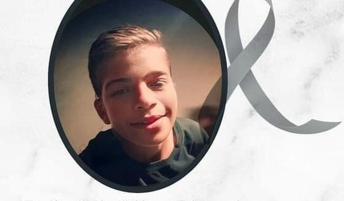 Adolescente de 13 anos morre após motocicleta bater em cerca no Sertão