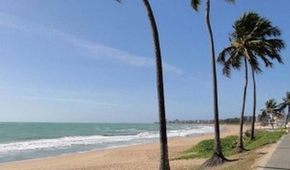 Praias de Maceió têm nove pontos considerados impróprios para banho; confira