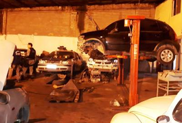Operação policial desmantela quadrilha especializada em roubo e desmanche de veículos, em Maceió