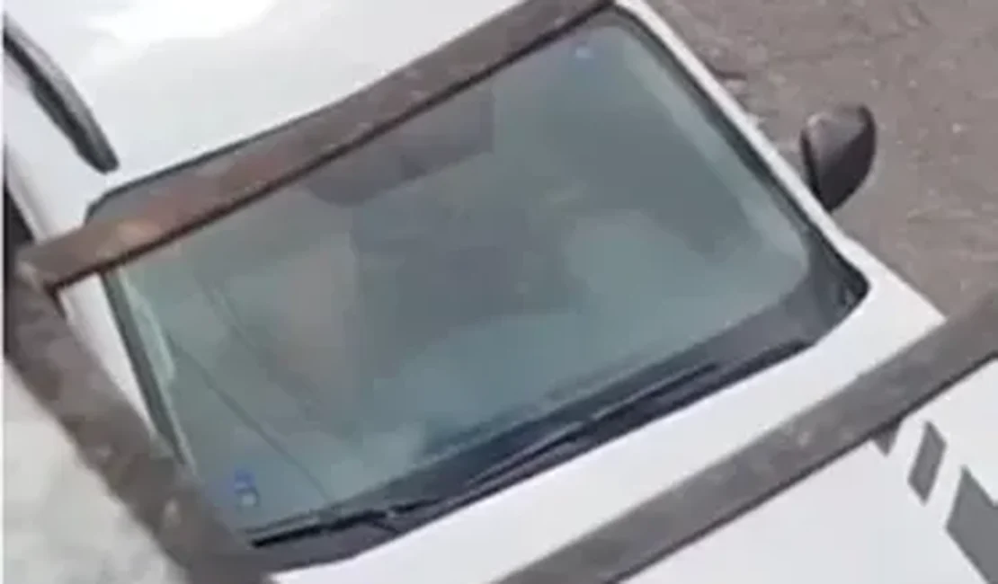 Servidor é exonerado após usar carro de órgão público para fazer sexo