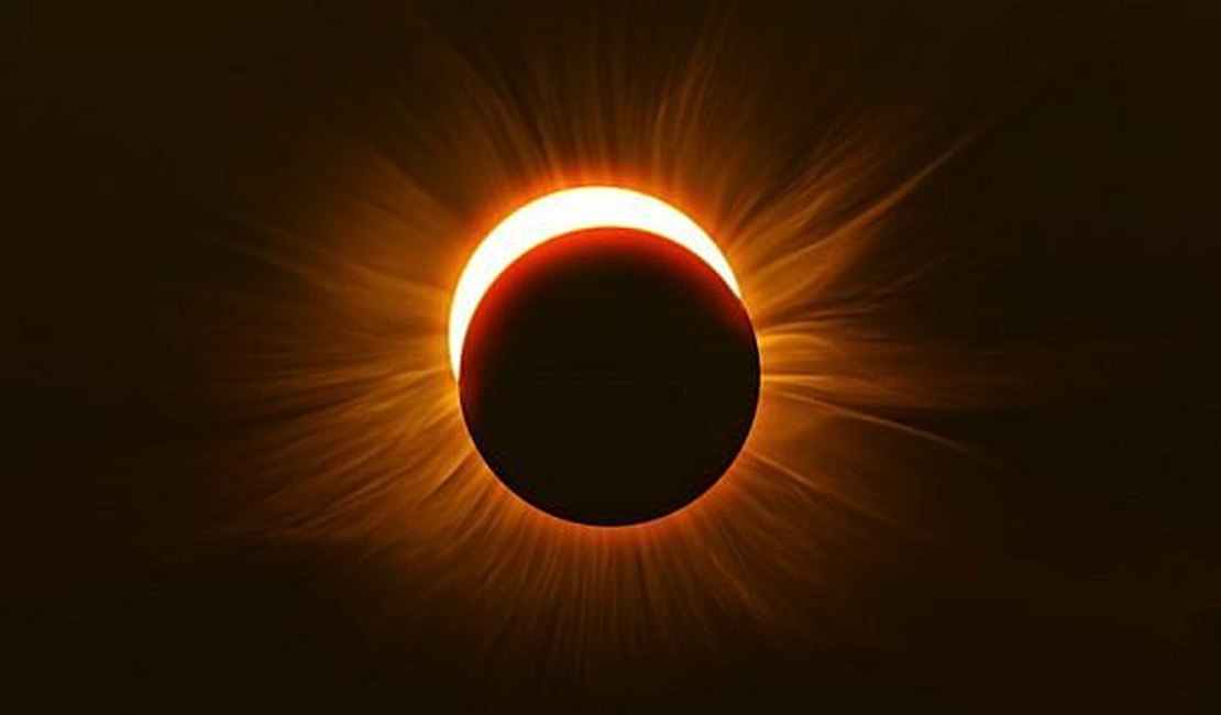 Assista ao vivo o eclipse solar que está ocorrendo nesta segunda-feira, 14