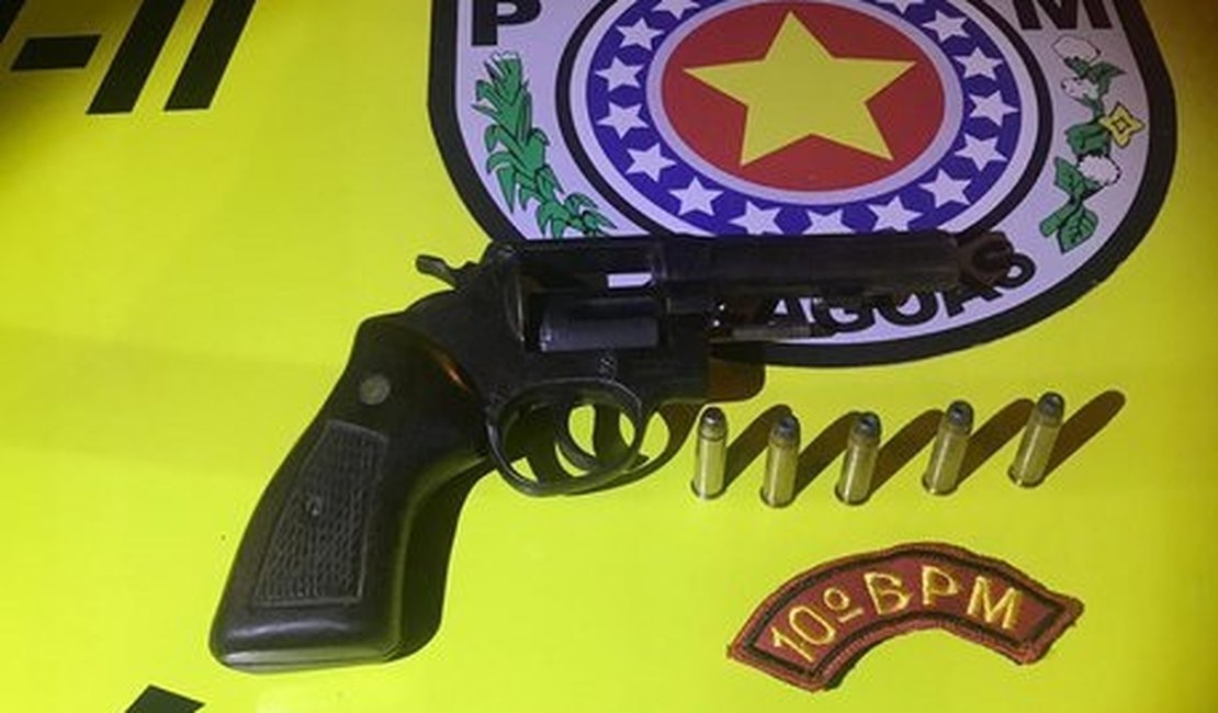 Trio é detido após abordagem e revólver apreendido em Igaci