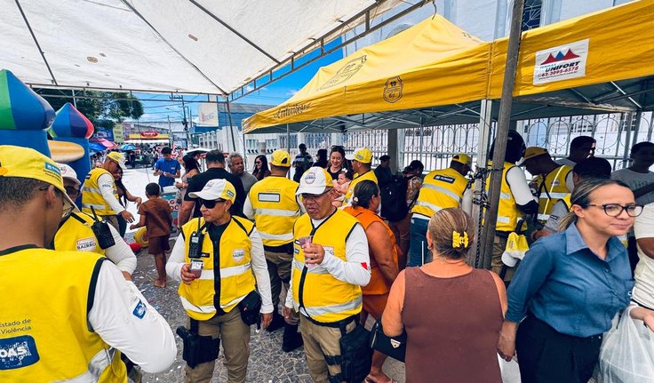 Em integração com a comunidade, Ronda no Bairro promove festa para crianças no Centro de Arapiraca