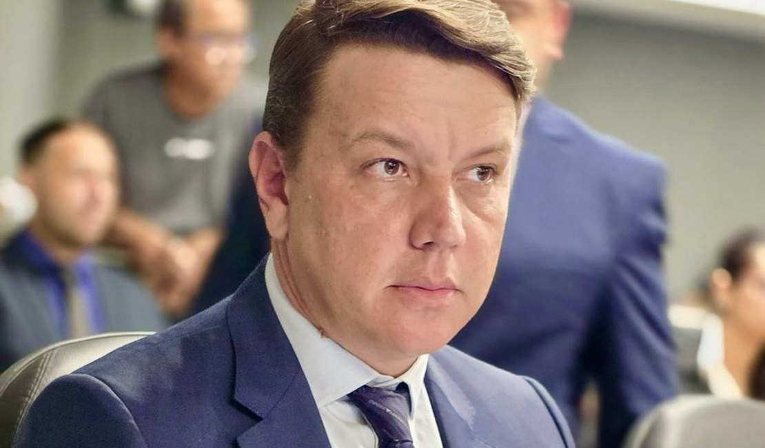 Vavazinho protocola indicação para construção de Hospital Municipal com maternidade em Arapiraca