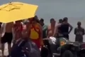Homem fica ferido após acidente com jet ski, na praia de Pajuçara, em Maceió