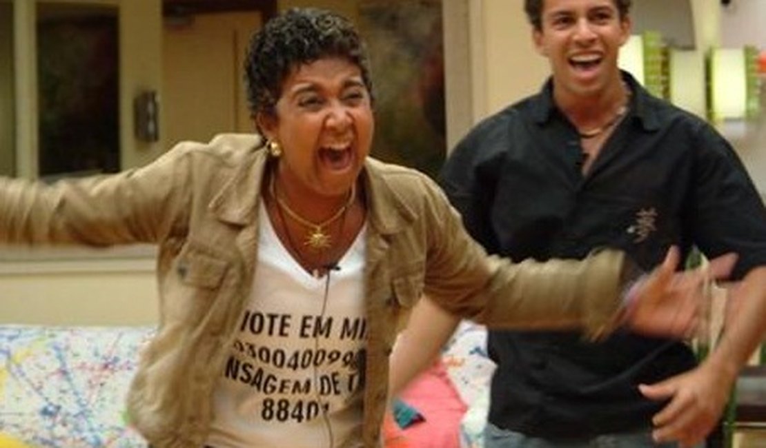 Campeã da 4ª edição do BBB perde dinheiro de prêmio após golpe