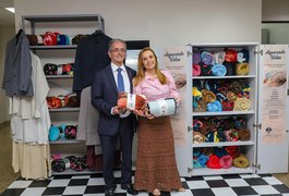 Presidente do Tribunal de Justiça de Alagoas doa itens para a campanha Aquecendo Vidas