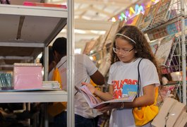 Rede de ensino de Maceió celebra Dia Internacional da Alfabetização com resultados positivos