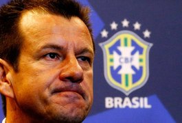 Dunga convoca dupla do Cruzeiro e mantém 10 jogadores da Copa-2014