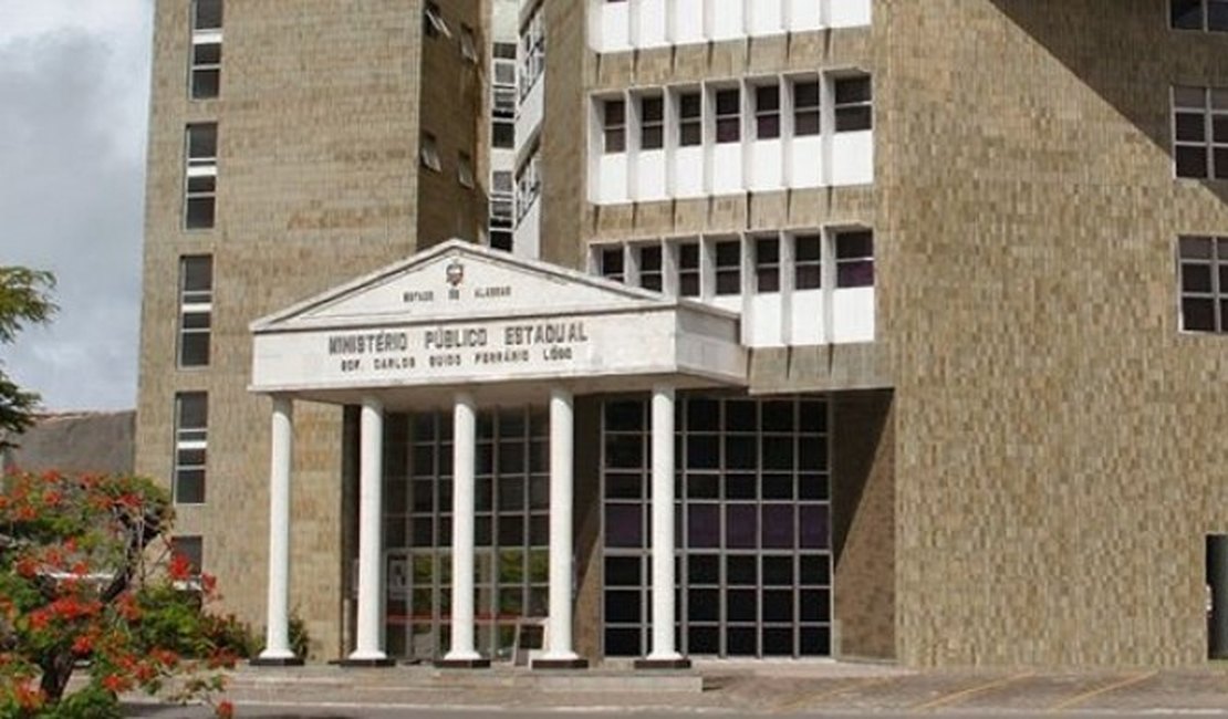 Justiça bloqueia R$ 8,8 mi da conta do Estado para garantir medicamentos a usuários