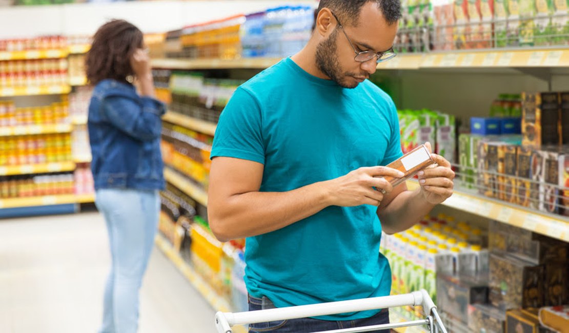 Rótulos são aliados do consumidor em busca de uma dieta equilibrada