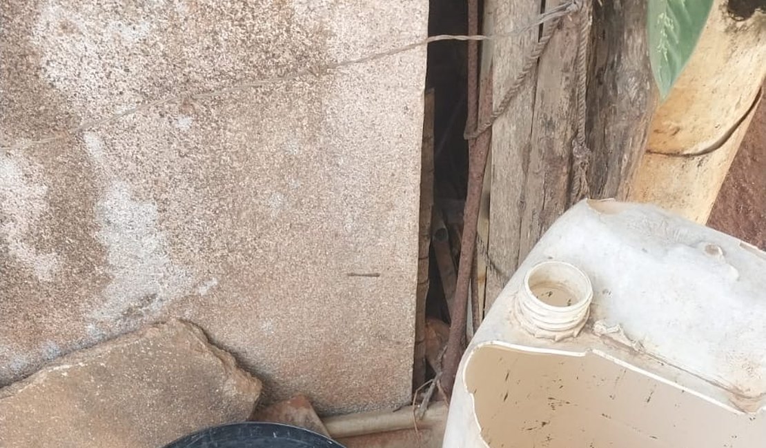 Moradores do Riacho Fundo, em Lagoa da Canoa, denunciam falta d’água há meses