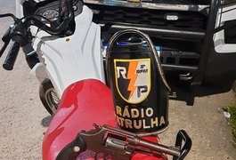 Jovens tentam fugir de diversas formas após roubo, mas acabam sendo presos em Arapiraca