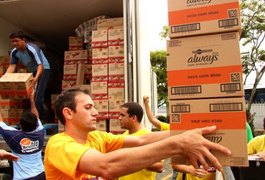 Força-tarefa leva 4,6 toneladas de donativos para nove municípios de Alagoas