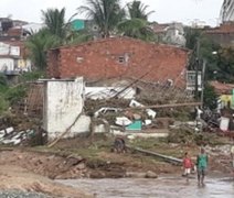 Ufal Arapiraca recebe donativos para ajudar moradores de Santana do Ipanema