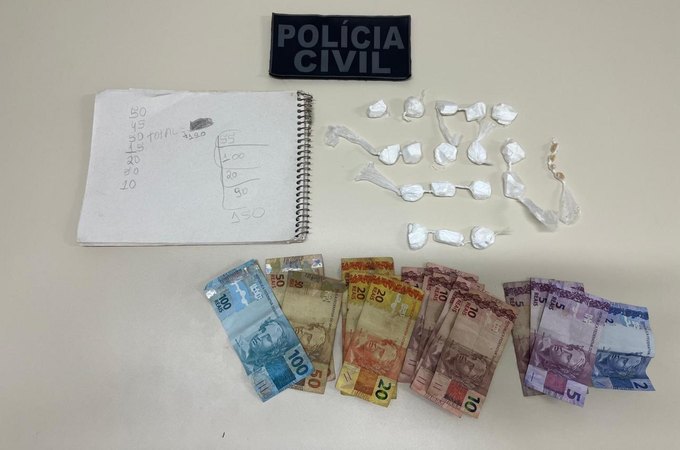 Suspeito de envolvimento com homicídios é preso com drogas, no Sertão alagoano