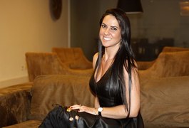 Graciele Lacerda diz que não mora com Zezé Di Camargo: 'É bom assim'