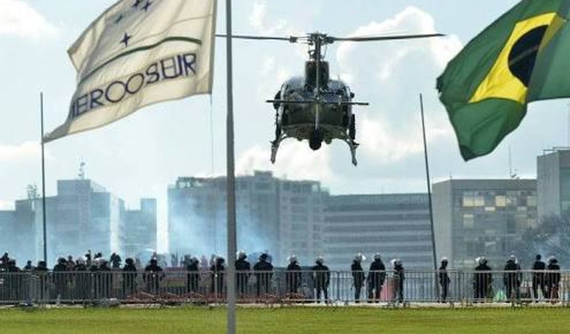 Forças Armadas começam a deixar Esplanada dos Ministérios