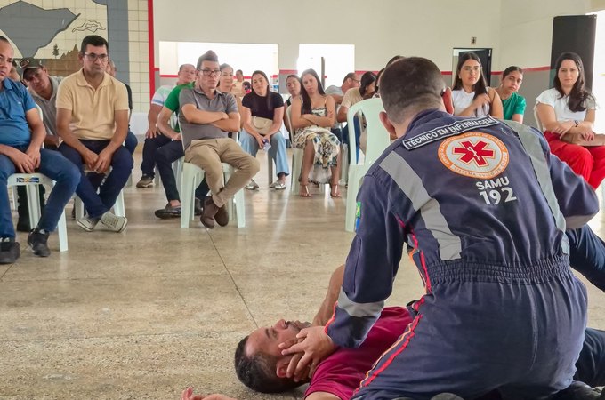 Jaramataia reforça capacitação de profissionais de saúde para atendimento de urgências e emergências