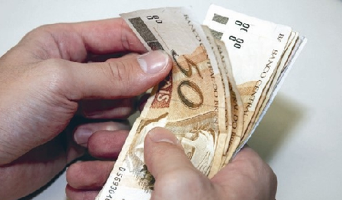 Prefeitura de Arapiraca paga décimo a aposentados e pensionistas nesta sexta (23)