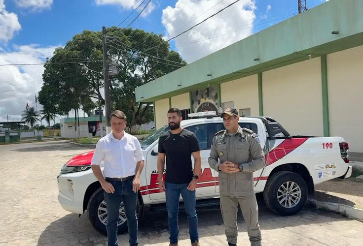 Vereador Vavazinho articula entrega de uma nova Viatura blindada para reforçar a segurança em Arapiraca
