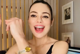 Rachel Sheherazade solta a voz em karaokê e impressiona: ''Melhor que muitas que estão participando de realitys''