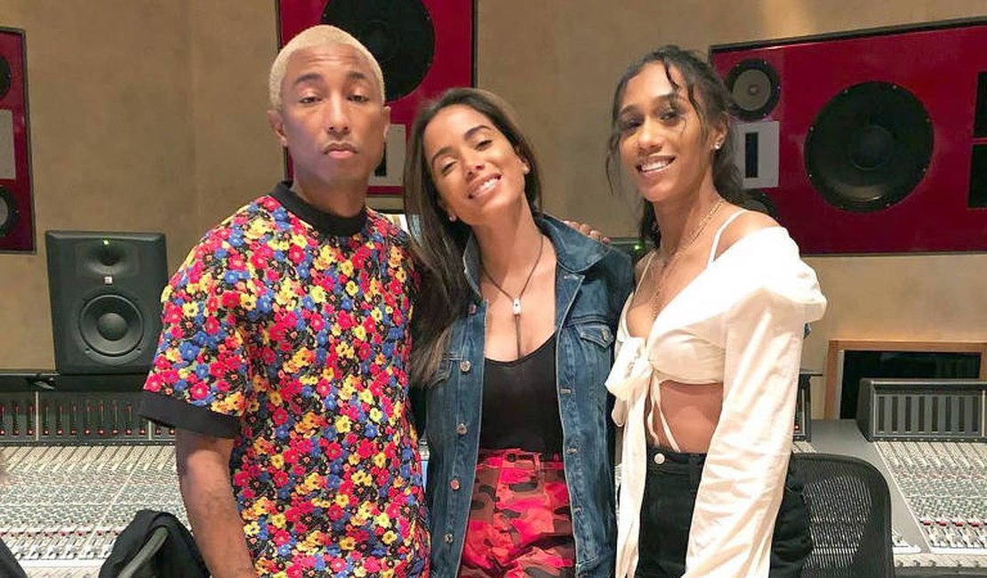 Pharrell Williams 'presenteia' Anitta com música para novo álbum da cantora