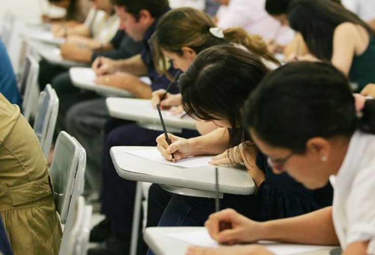 Aprovada isenção de taxas de concursos para carentes ou doadores de medula