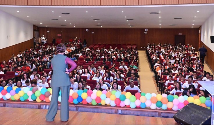 SEMED Penedo intensifica preparativos para a Prova SAEB com aulão para 600 alunos no Centro de Convenções